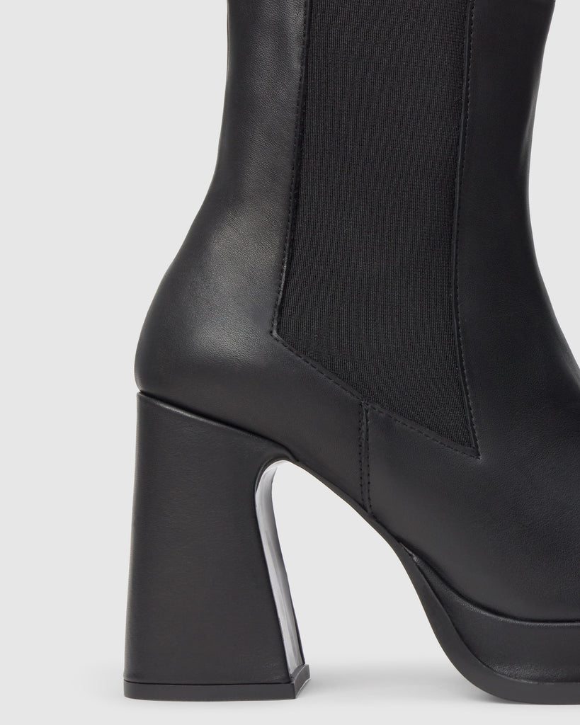 Botín de tacón Bimba en napa con cierre elástico