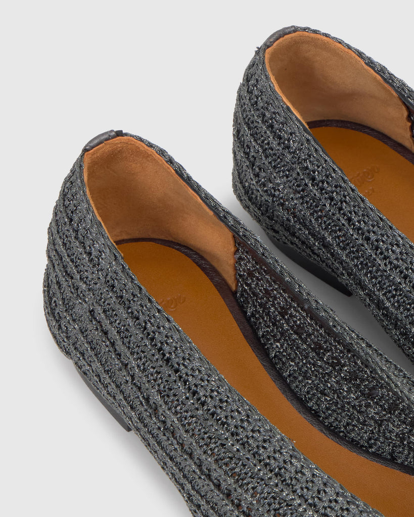 Bailarina plana Bassi en punto metalizado