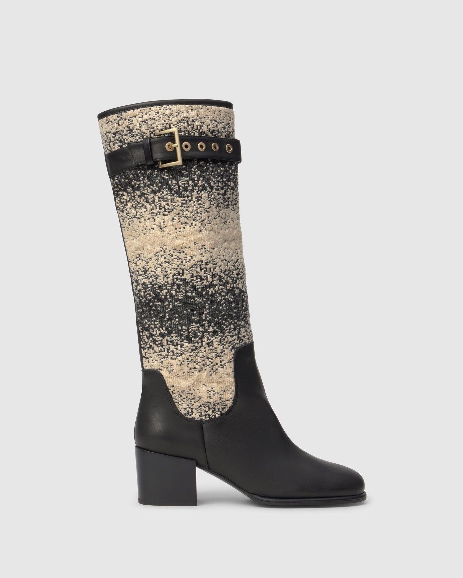 Bota de tacón Niebla en cuero y punto con hebilla decorativa