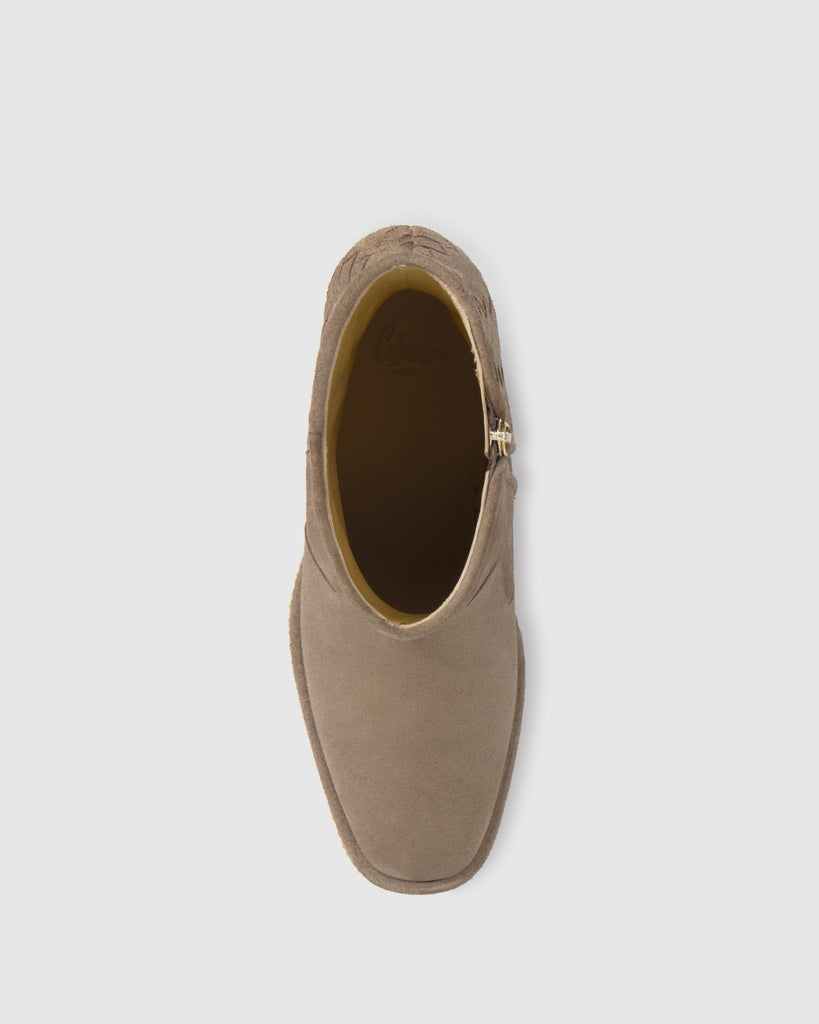 Botín de cuña Brelia en serraje con intrcciato y cierre de cremallera