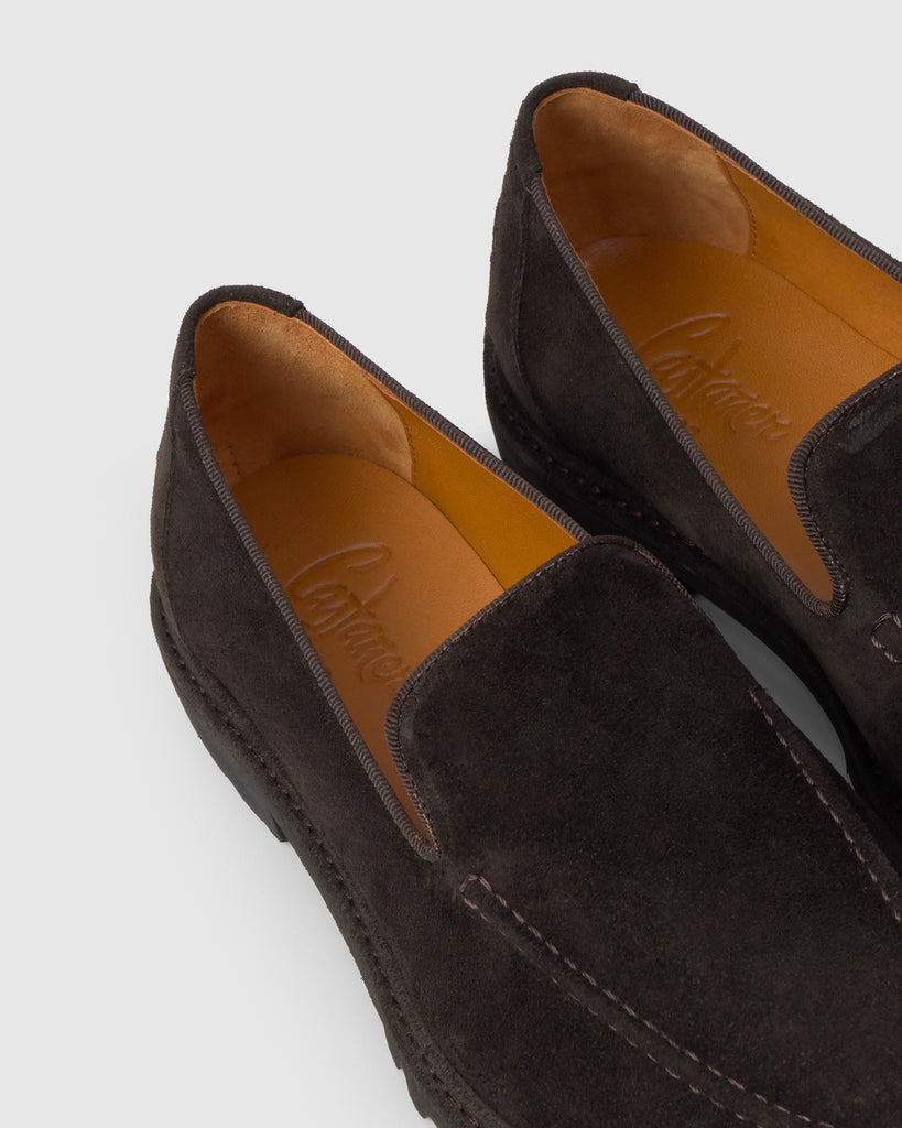 Slipper Lucas en serraje con suela de crepex